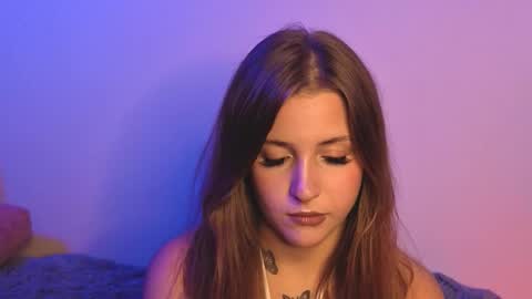 Lina  online show from October 18, 7:25 pm