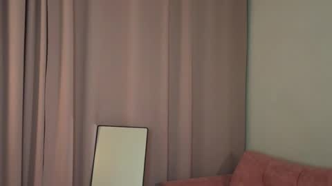 Lina  online show from April 12, 6:24 pm