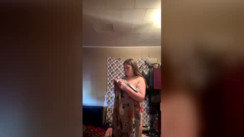 cecerose813 online show from April 8, 8:53 pm