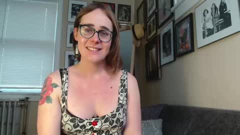 Cecily Saint Claire online show from March 11, 5:35 pm