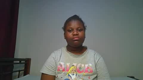 ceepretty25 online show from May 18, 12:29 am