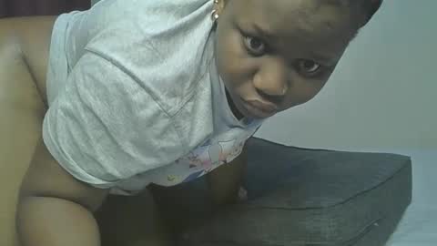 ceepretty25 online show from May 31, 2:42 am
