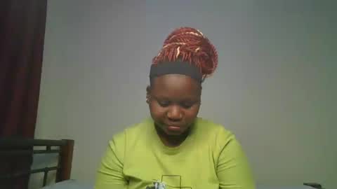 ceepretty25 online show from June 29, 10:15 am