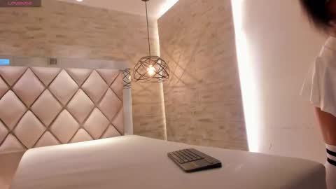 Snapshot of celene_midnight chatting on November 14, 7:23 pm CELENE online show from November 14, 7:23 pm