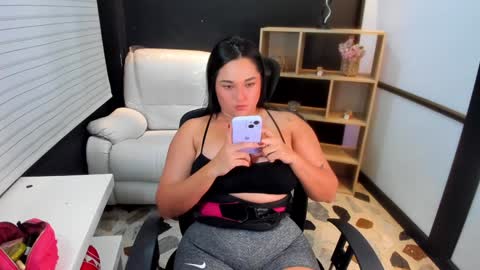 Snapshot of celesstebruce chatting on December 9, 11:56 pm meli online show from December 9, 11:56 pm
