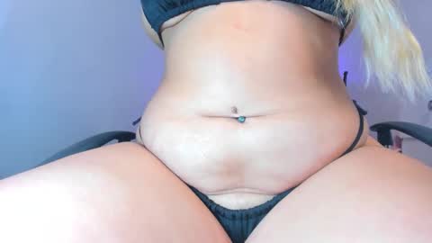 Celeste Sweet online show from May 31, 6:09 pm