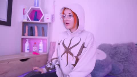 Celeste  online show from November 6, 2:18 pm