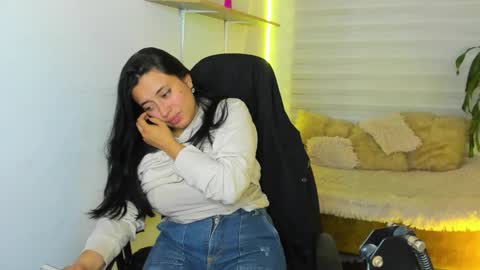 celeste_bonnet1 online show from November 29, 12:24 am