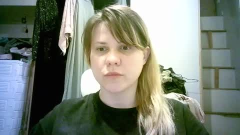 celeste_naughty_ online show from April 4, 10:46 am