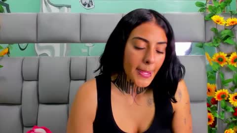 Snapshot of celeste_owen18 chatting on December 10, 8:19 am celeste owen18 online show from December 10, 8:19 am