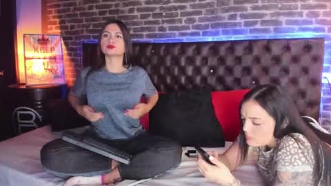 celeste_starsss online show from February 3, 6:40 am