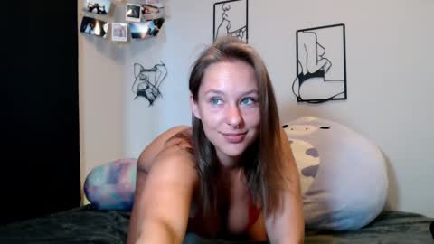 Snapshot of celeste_xxoo chatting on October 1, 1:17 pm celeste_xxoo online show from October 1, 1:17 pm