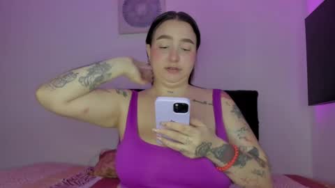 Snapshot of celeste_y_pipe chatting on June 3, 1:41 am Celeste Y Pipe online show from June 3, 1:41 am
