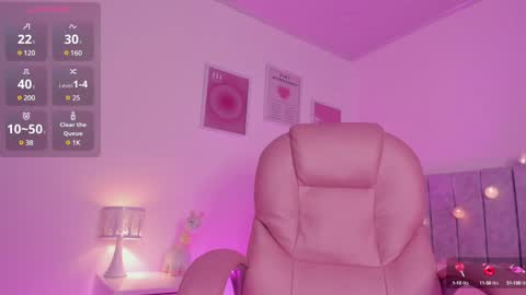 Snapshot of celestecute_ chatting on December 20, 5:14 am Celeste   INSTAGRAM Celestecute 01 online show from December 20, 5:14 am