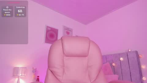 Snapshot of celestecute_ chatting on December 28, 10:34 pm Celeste   INSTAGRAM Celestecute 01 online show from December 28, 10:34 pm
