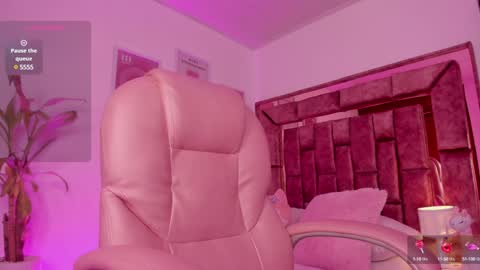 Snapshot of celestecute_ chatting on January 5, 10:29 pm Celeste   INSTAGRAM Celestecute 01 online show from January 5, 10:29 pm