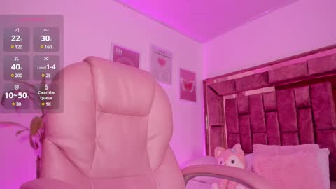 Snapshot of celestecute_ chatting on January 13, 2:18 am Celeste   INSTAGRAM Celestecute 01 online show from January 13, 2:18 am