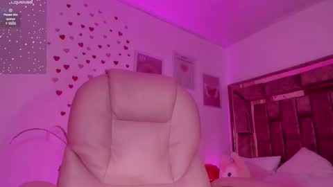 Snapshot of celestecute_ chatting on February 28, 2:42 am Celeste   INSTAGRAM Celestecute 01 online show from February 28, 2:42 am