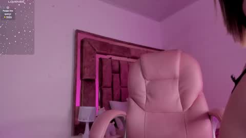 Snapshot of celestecute_ chatting on March 11, 4:21 am Celeste   INSTAGRAM Celestecute 01 online show from March 11, 4:21 am