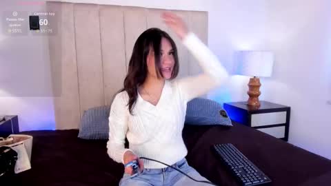 Snapshot of celestee_rosee chatting on January 15, 8:01 pm Lauren online show from January 15, 8:01 pm