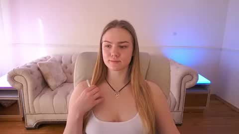 celestenoirr online show from March 5, 7:37 am