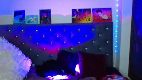 I am Valentinn online show from March 4, 4:17 am