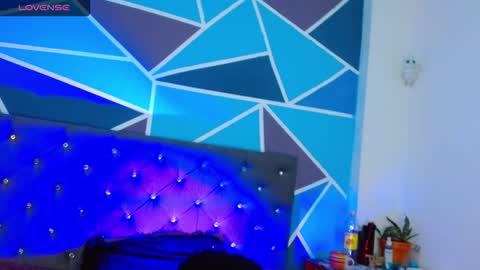 I am Valentinn online show from October 3, 4:31 am