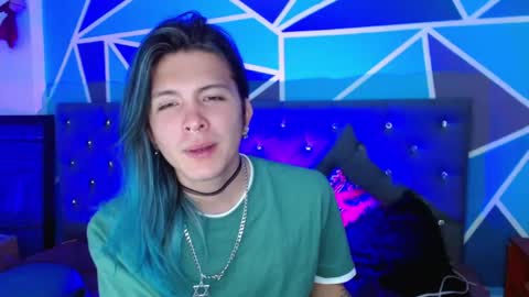 I am Valentinn online show from November 1, 2:24 am