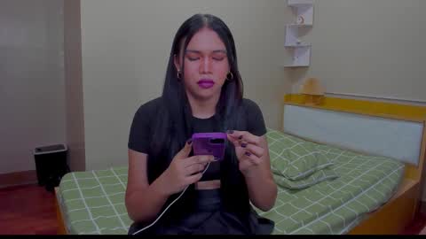 celestinaxisabella online show from March 1, 1:07 am