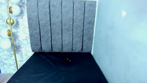       online show from December 6, 7:21 am