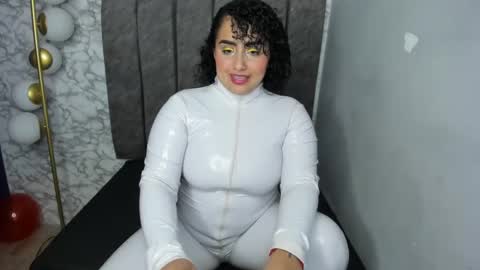       online show from December 13, 8:09 am