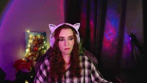 Snapshot of celia_sensual_ chatting on June 29, 8:42 pm celia_sensual_ online show from June 29, 8:42 pm