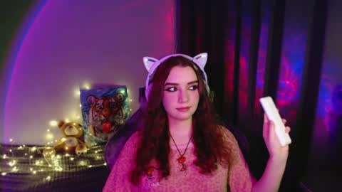 Snapshot of celia_sensual_ chatting on July 15, 8:14 pm celia_sensual_ online show from July 15, 8:14 pm