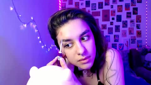 Snapshot of celine_dionn chatting on February 16, 12:10 pm Celine online show from February 16, 12:10 pm