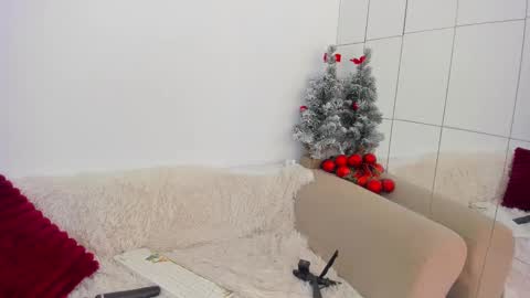 Snapshot of celya_chanel chatting on January 6, 5:08 am CELIA online show from January 6, 5:08 am