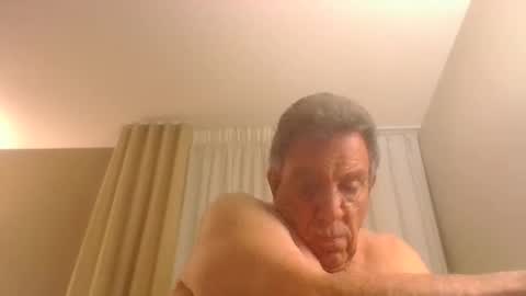 Snapshot of centaur629 chatting on October 19, 2:45 am centaur629 online show from October 19, 2:45 am