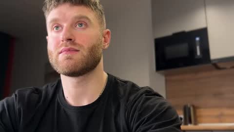 Snapshot of centurion_1 chatting on March 6, 4:07 pm Bruce online show from March 6, 4:07 pm