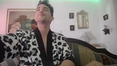 Snapshot of centurionjohnny chatting on December 4, 1:53 pm centurionjohnny online show from December 4, 1:53 pm