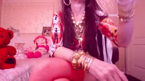 Snapshot of cerisedodd chatting on February 28, 4:32 am Cerise online show from February 28, 4:32 am