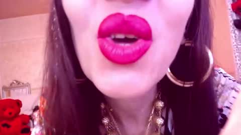 Cerise online show from December 21, 1:02 am