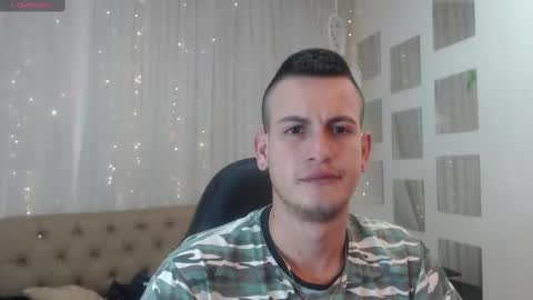 Snapshot of cerokershelby chatting on December 29, 6:24 am Ceroke online show from December 29, 6:24 am