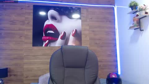 Snapshot of cerokershelby chatting on January 13, 8:58 pm Ceroke online show from January 13, 8:58 pm