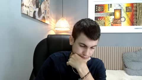 Snapshot of cerokershelby chatting on December 18, 7:36 am Ceroke online show from December 18, 7:36 am