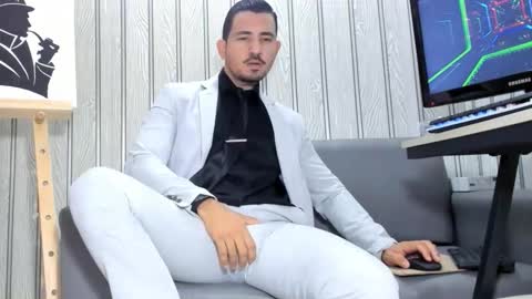 Cesar online show from March 24, 4:23 pm