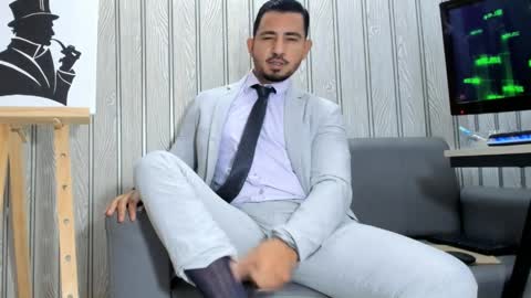 Cesar online show from April 7, 4:18 pm