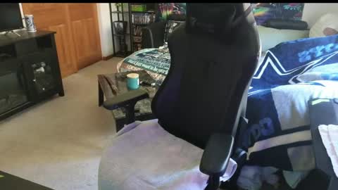 Marie online show from April 8, 3:23 pm