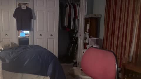 cfnmworkout1 online show from April 5, 2:20 am