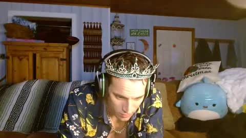 Snapshot of cguffey2284 chatting on December 30, 1:04 am cguffey2284 online show from December 30, 1:04 am