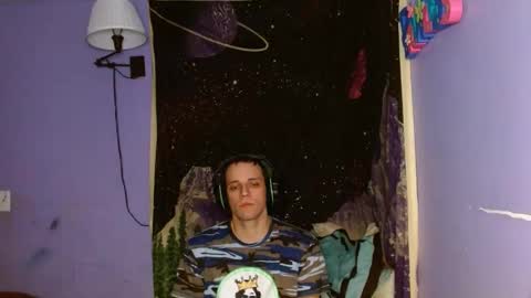 Snapshot of cguffey2284 chatting on January 9, 3:15 am cguffey2284 online show from January 9, 3:15 am