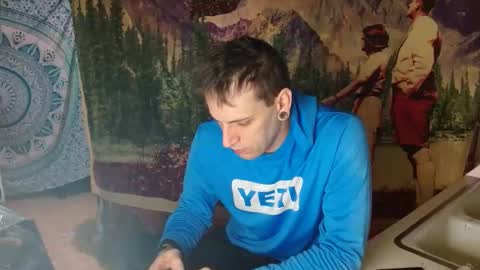 Snapshot of cguffey2284 chatting on January 20, 2:22 am cguffey2284 online show from January 20, 2:22 am